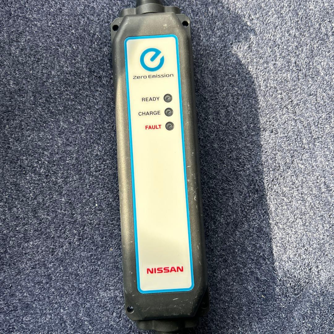 ち*こ様 3MK5E リーフ サクラ アリア 充電ケーブル 29690 7.5m