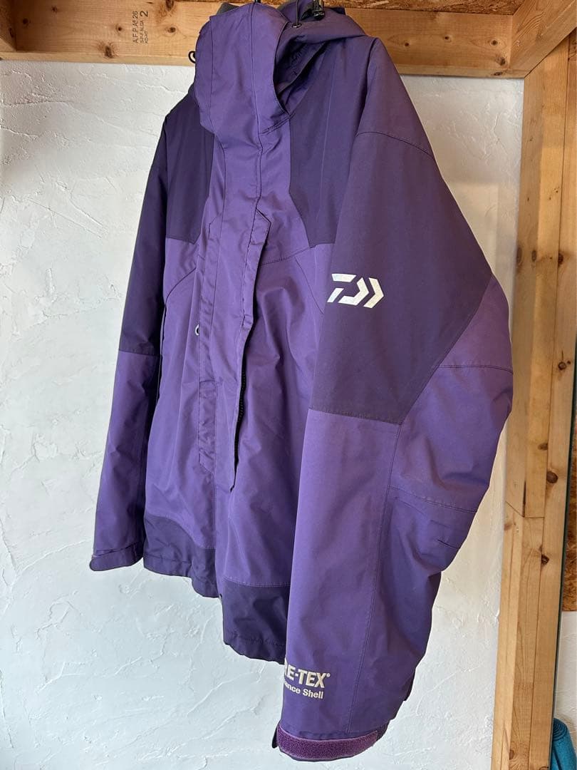 ダイワ 防寒 フィッシングウエア キャスティングジギングDW-1300 魚釣り