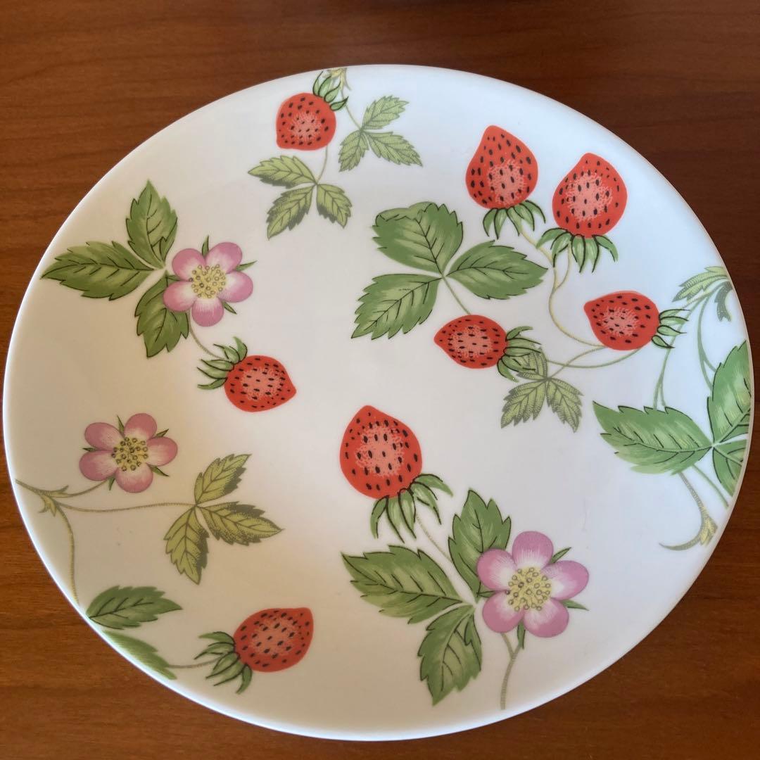 ☆廃盤 希少☆ ウエッジウッド プティ ワイルドストロベリー 大きい
