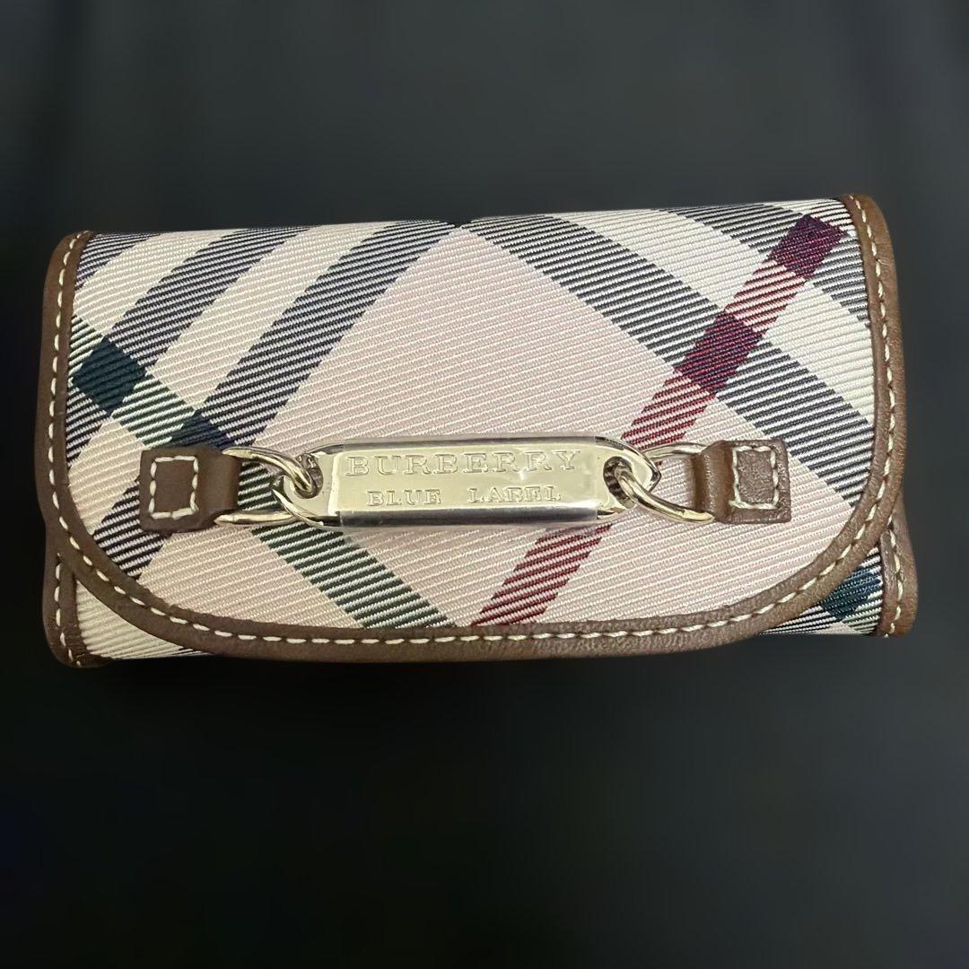 【新品未使用】Burberry ピンク チェック柄 6連キーケース 新品未使用】Burberry ピンク チェック柄 6連キーケース BURBERRY
