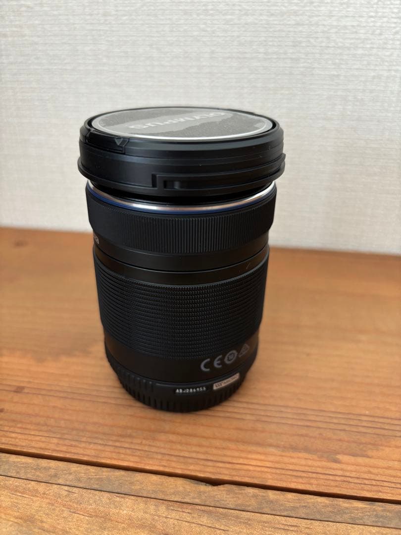 【未使用】OLYMPUS 40-150mm f/4.0-5.6 R ズームレンズ