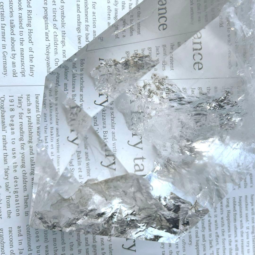 ✩超破格✩究極の激凄超逸品✩超高透明度とレインボー✩虹入り 水晶 六角柱 天然石