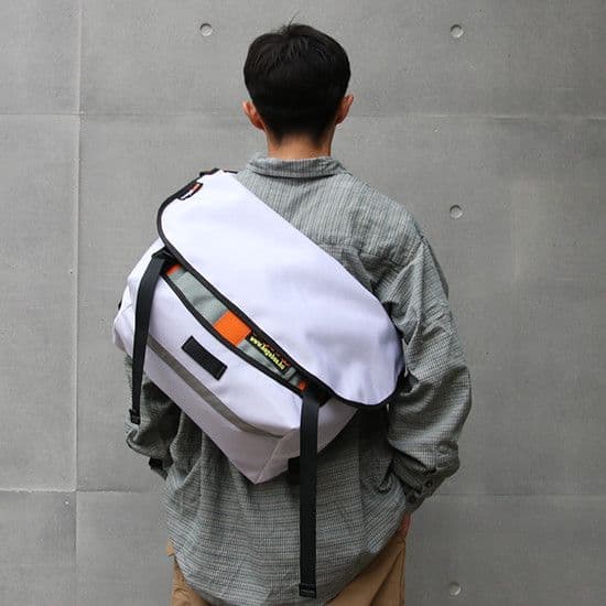 Bagaboo Bags Props Store/Messenger bag - メルカリ