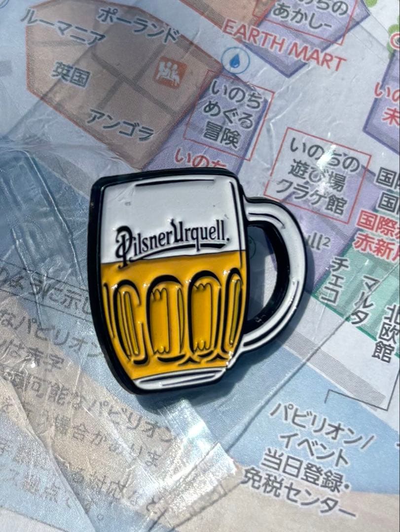 大阪万博 チェコパビリオン ピルスナーウルケル ピンバッジ ピンズ