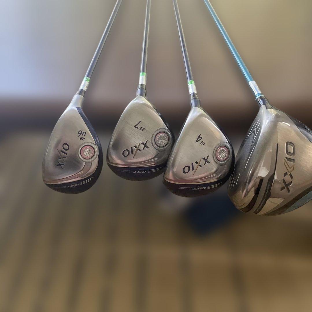 ゼクシオ ゴルフクラブ 10本セット ドライバーMP1200 他MP900 - メルカリ