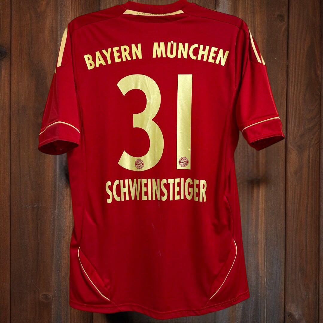 『正規品』バイエルン 11/12/13 シュヴァインシュタイガー ユニフォーム adidas バイエルンミュンヘン 11/13 ユニフォーム ホーム 半袖 ▽#31