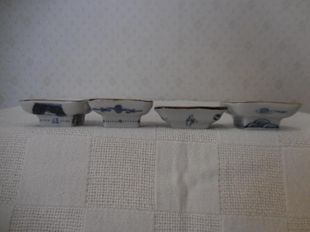 希少完売品☆未使用美品☆稲葉カヨ 豆皿　小皿 福々絵付 ネコ 鶴 辰 ４ケセット