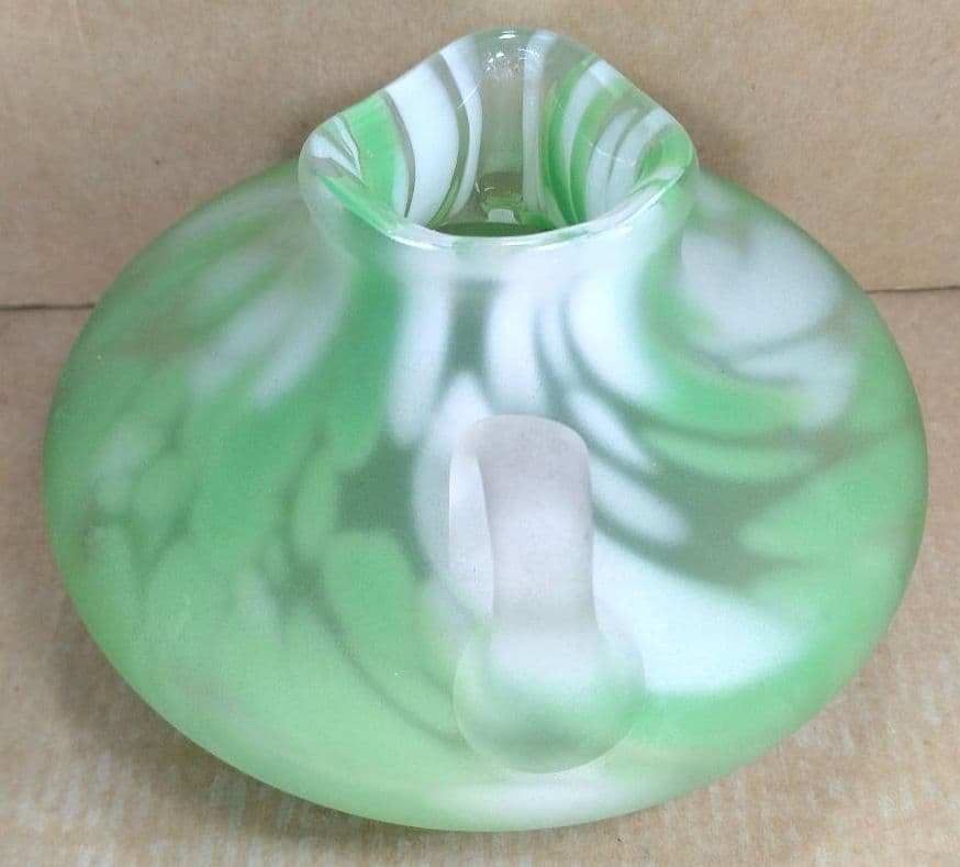 本物保証】藤田喬平 手吹 花瓶(白,緑系) 共箱 美品