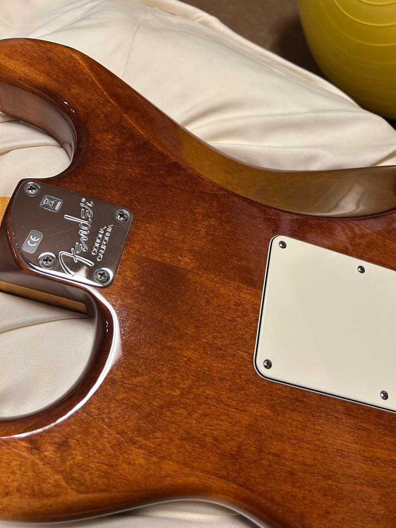 激レア Fender Select 2012 hss ストラトキャスター - メルカリ