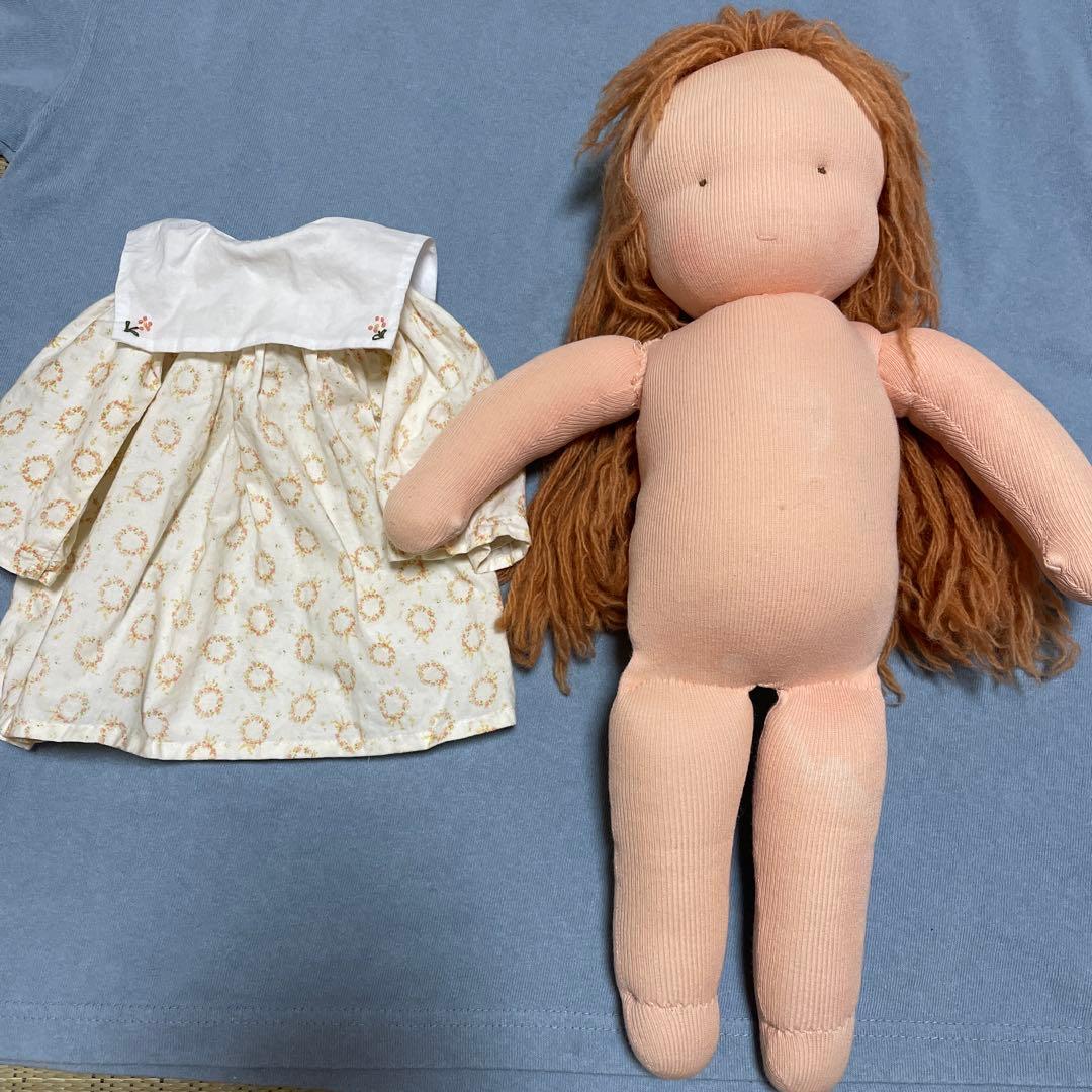 ハンドメイド】ウォルドルフ人形とお洋服セット - メルカリ