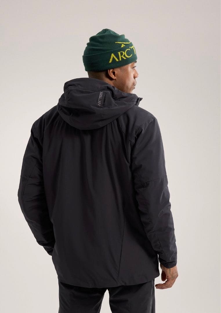 新品；稀少】アークテリクス セイバーインサレーテッドミッドレイヤー