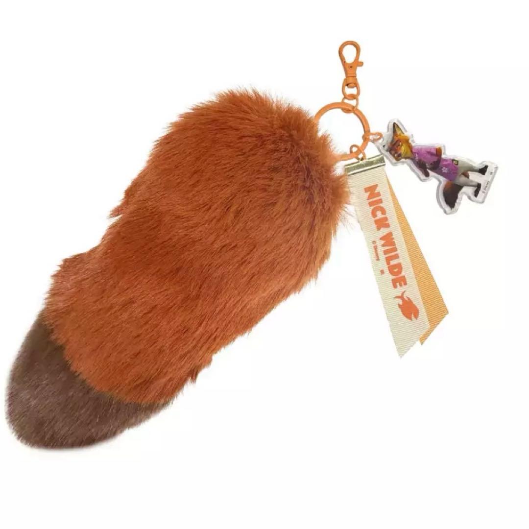 ズートピア2 しっぽキーホルダー ニック 劇場グッズ - メルカリ