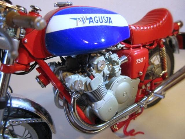 特価 MINICHAMPS (1/12) MV アグスタ 750S - メルカリ