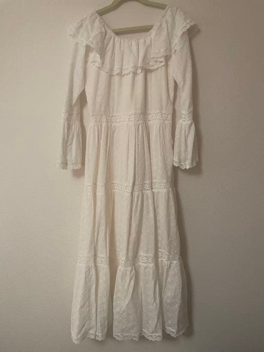 トリートユアセルフ 白ワンピース - メルカリ