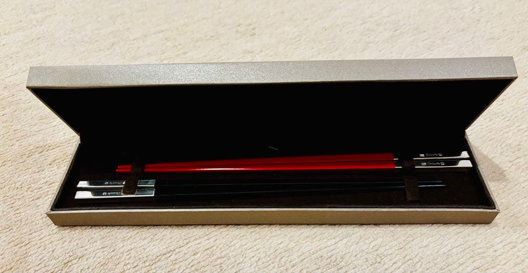 未使用！Christofle箸2膳セット、赤・黒色 - メルカリ