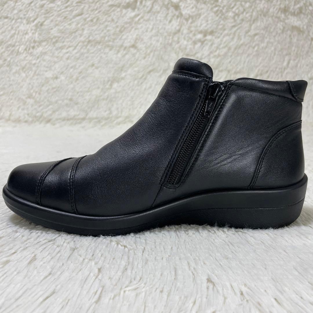 新品同様✨アキレスソルボ　レザーブーツ　ハイカットスニーカー　本革　24.5cm