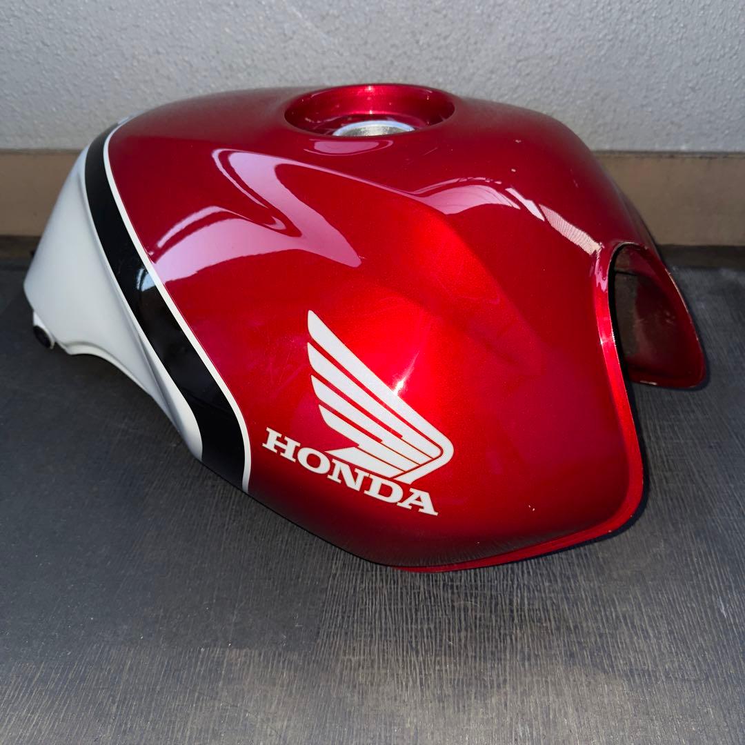 CB400SF NC39 純正ガソリンタンク CBXカラー 凹みなし - メルカリ