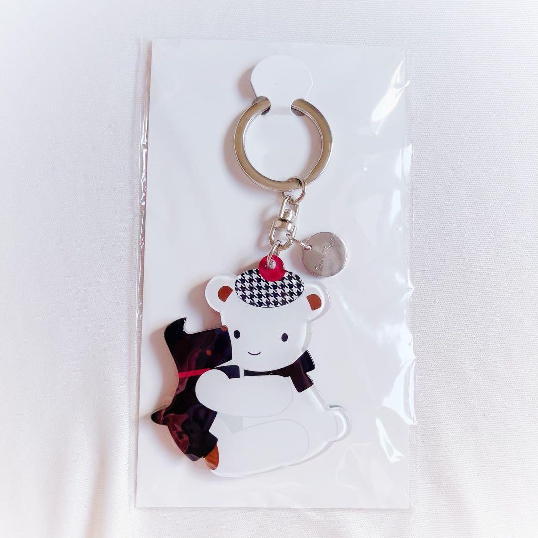 ファミリア VIP限定チャームキーホルダー - メルカリ