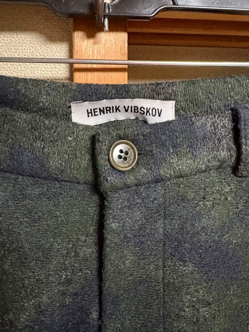 sU様専用 HENRIK VIBSKOV ダークグリーン ワイドパンツ - メルカリ