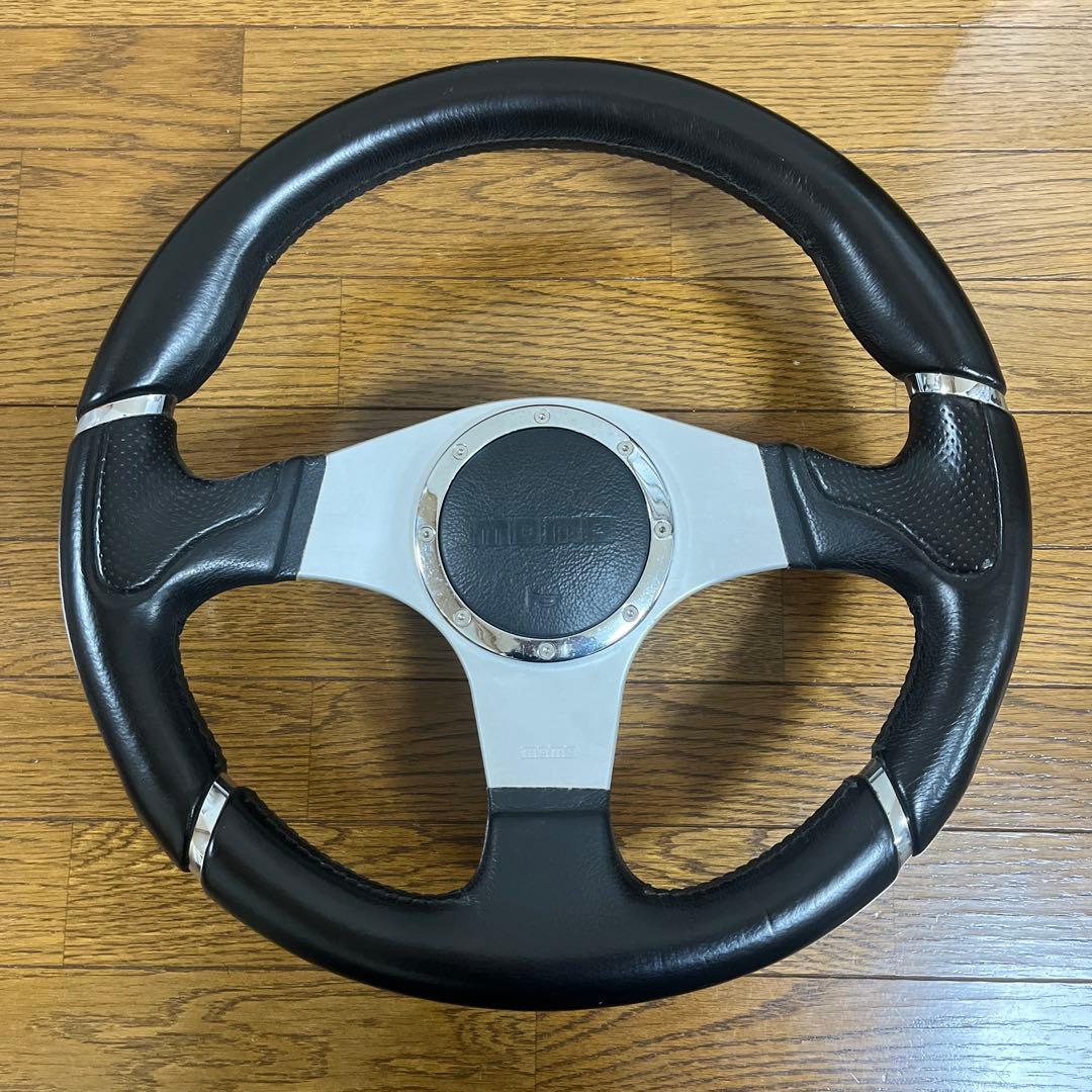 ヒガシMOMO ステアリングホイール 3スポーク 黒 MOMO（モモ） 日本正規品 ステアリング TUNER(Black spOKe) 32φ