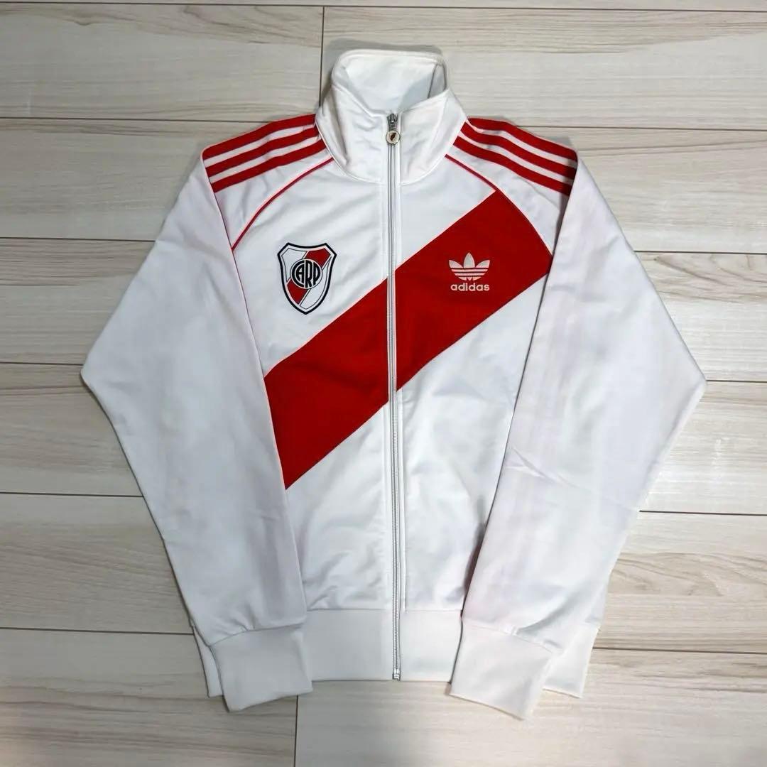 送料込み】adidas トラックジャケット リーベルプレート - メルカリ