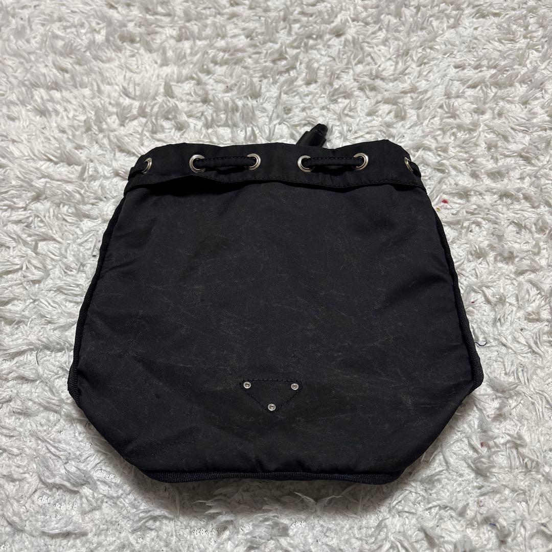 近年型・極上美品✨】プラダ 巾着ポーチ ドローストリング
