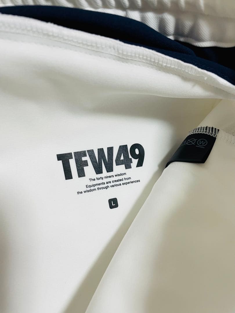 定価8.7万 TFW49 MULTIセットアップ ホワイト ジャージ L ゴルフ