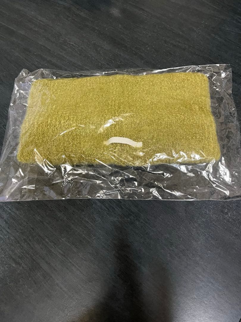 キネマ　kinema mohair hair band Khaki 新品 キネマ kinema mohair hair band Khaki kinema] I made a hair band so