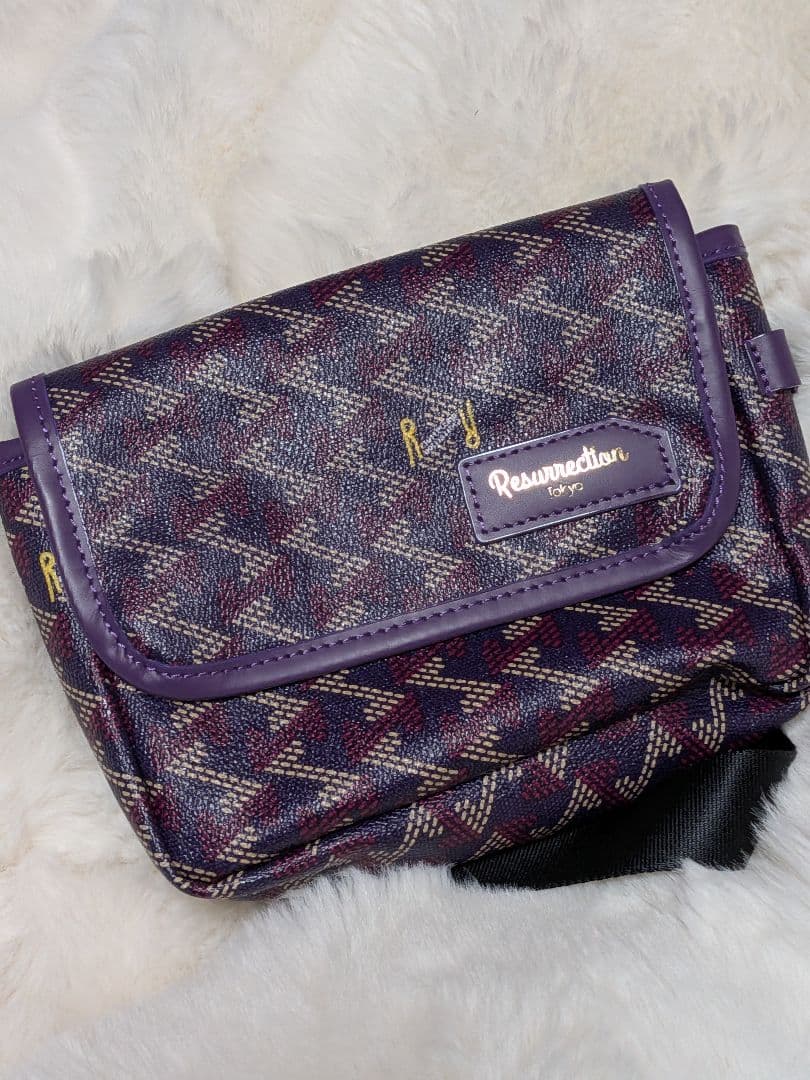 レザレクション　ウエストポーチ　アイクス CURUCURU限定】絶大人気を誇るウエストポーチ「アイクス」| 女性ゴルフ