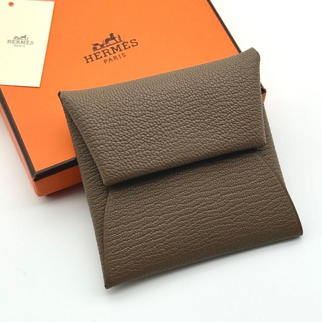 新品 HERMES バスティア ケース エトゥープ シェーブル 小銭入れ HERMES エルメス バスティアコインケース X刻印 シェーブル エトゥープ
