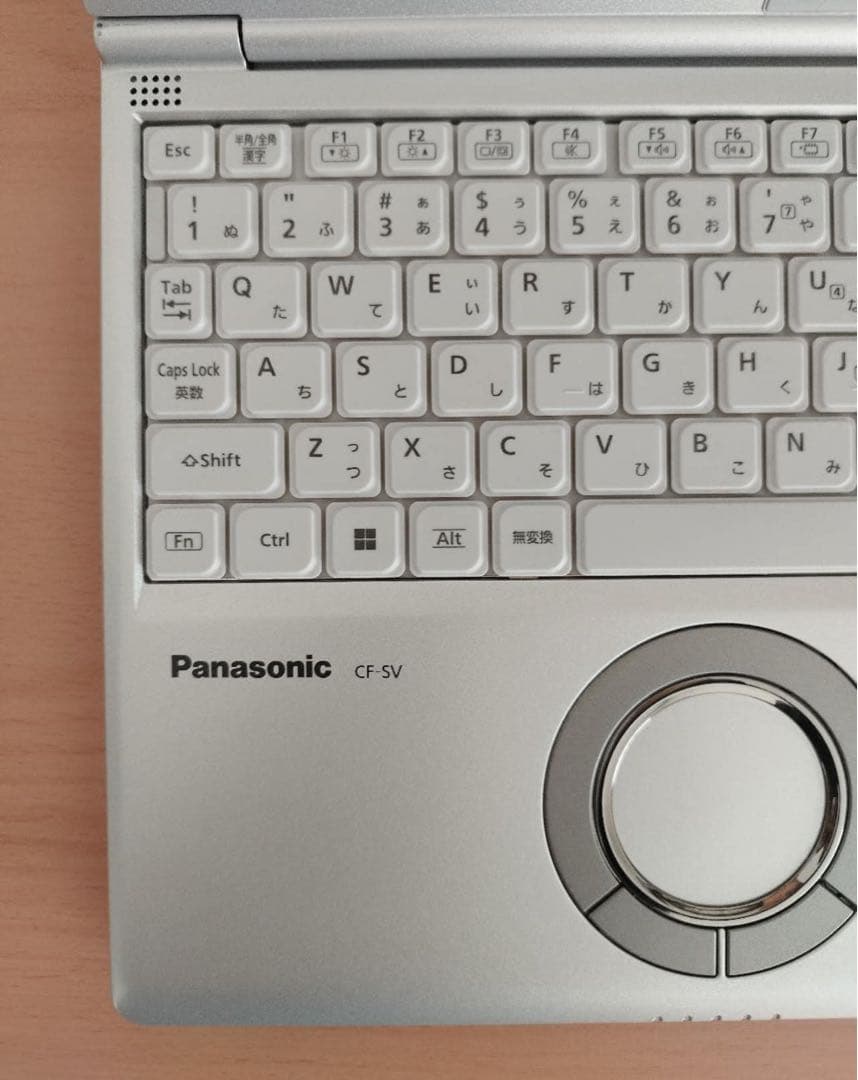 使用310H CF-SV1/第10代i5/8GB/SSD256GB/office