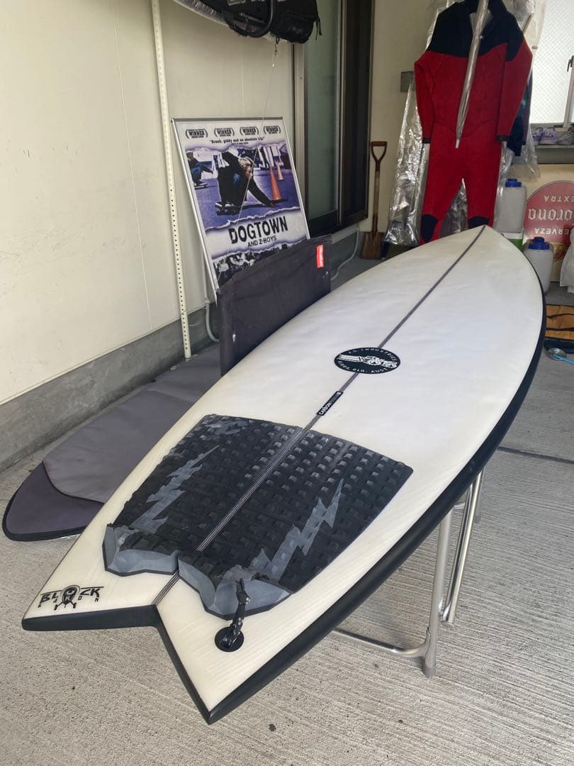【専用フィン付】ブラックバロン6’0（38.6L）／JSサーフボード