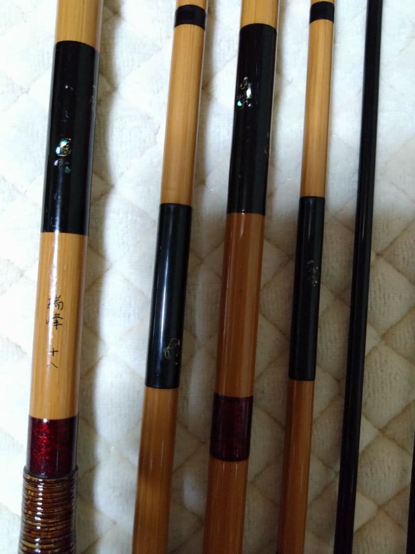 瑞峰18尺6本継.握漆補修.自重125gです。