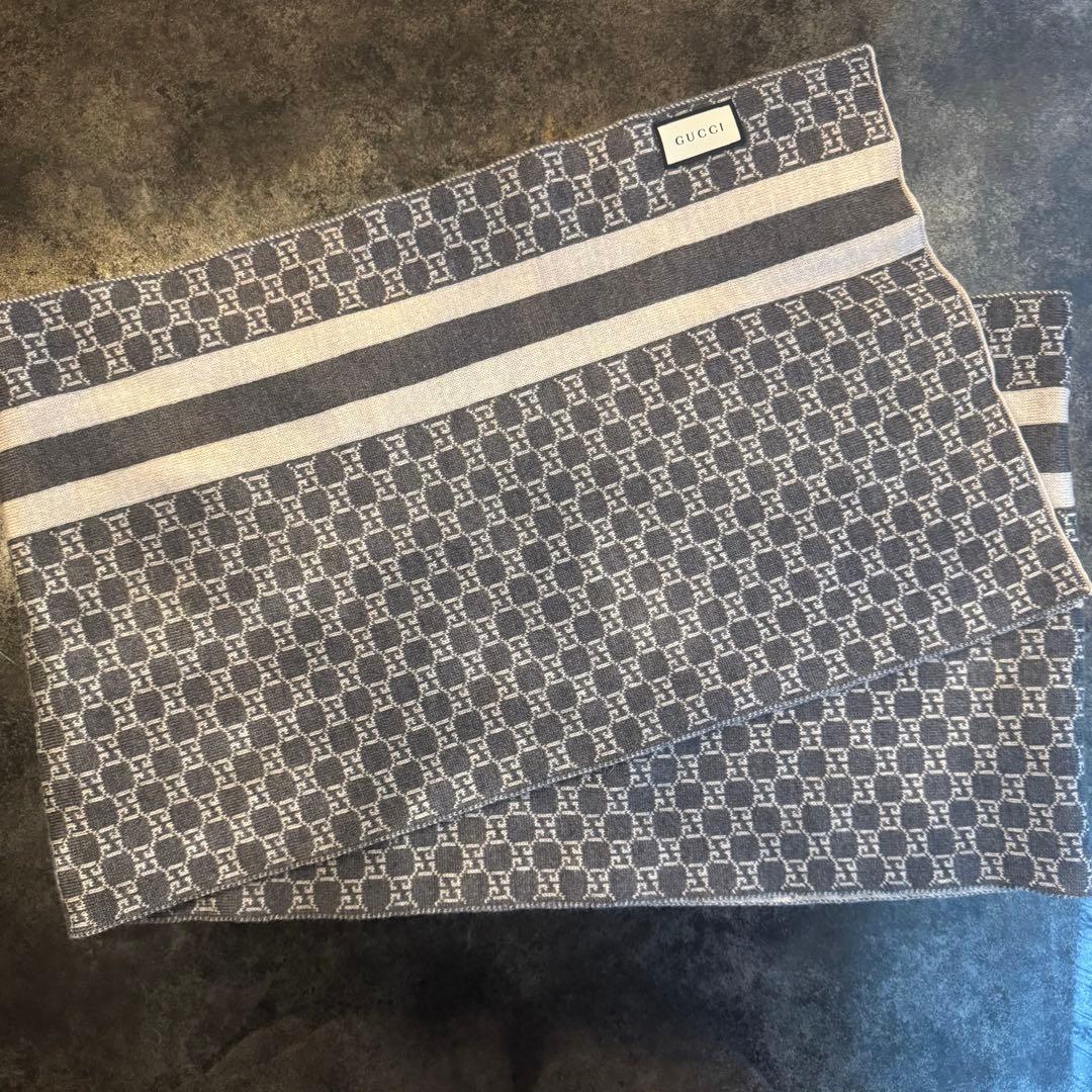 【早い者勝ち！／超美品✨】GUCCI マフラー ストール グレー×ブラック GG GUCCI グッチ GG柄 ウールマフラー ストール グレー＜USED