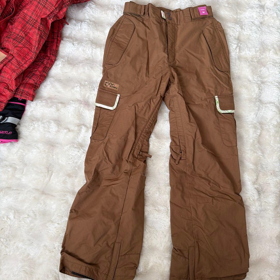 IGNIO スノーボードウェアセット 赤/チェック スポーツ ウィンタースポーツ