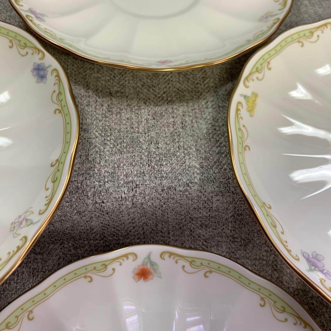 ナルミ シーボルト 絵付ボーンチャイナ コーヒー碗皿 セット 人気