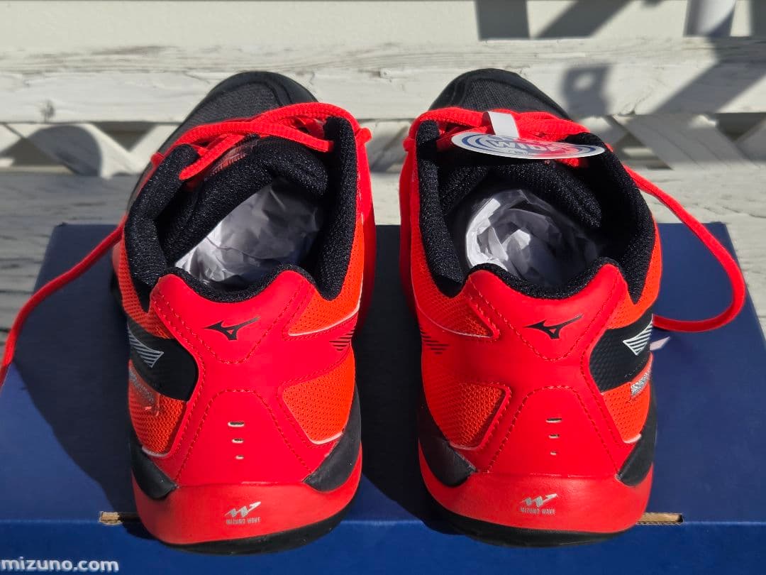 ミズノ テニスシューズ ウエーブスパーク ワイド( 3E相当 ) 殆ど未使用