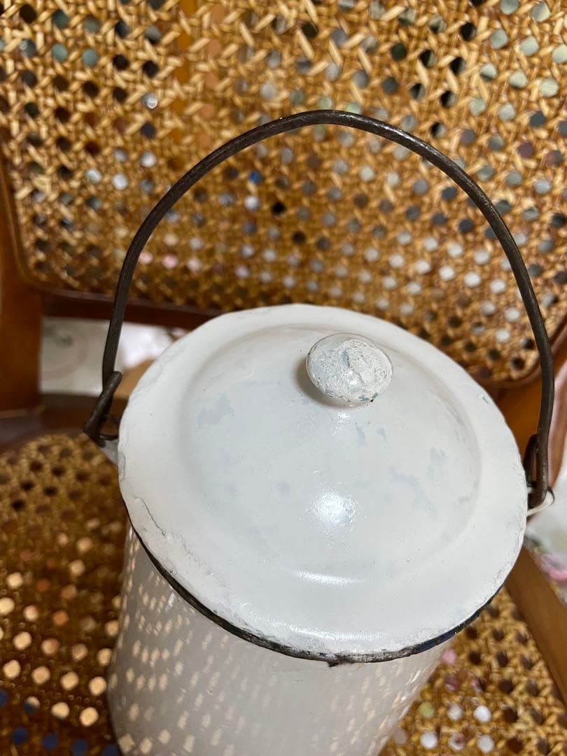 青ぶー様専用です アンティーク ホーロー ミルク ポット キャリー 缶