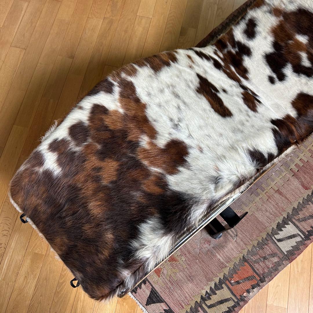 ル・コルビジェ LC4 シェーズロング ハラコと本革 大塚家具 - メルカリ