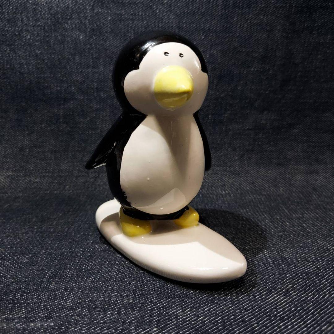 昭和レトロ サーフィン ペンギン 貯金箱 陶器製 - メルカリ