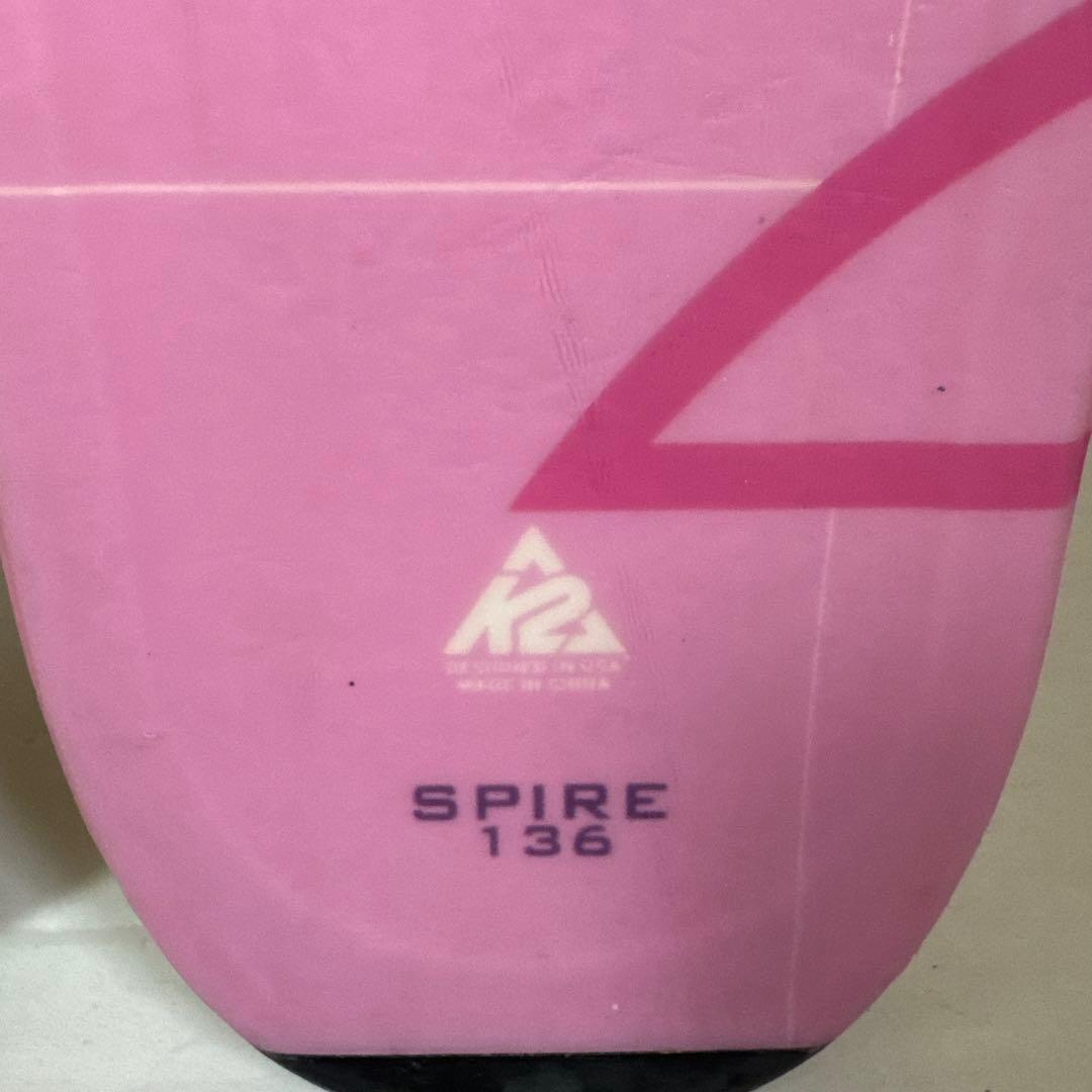 スキー板 ピンクと紫のデザイン 136