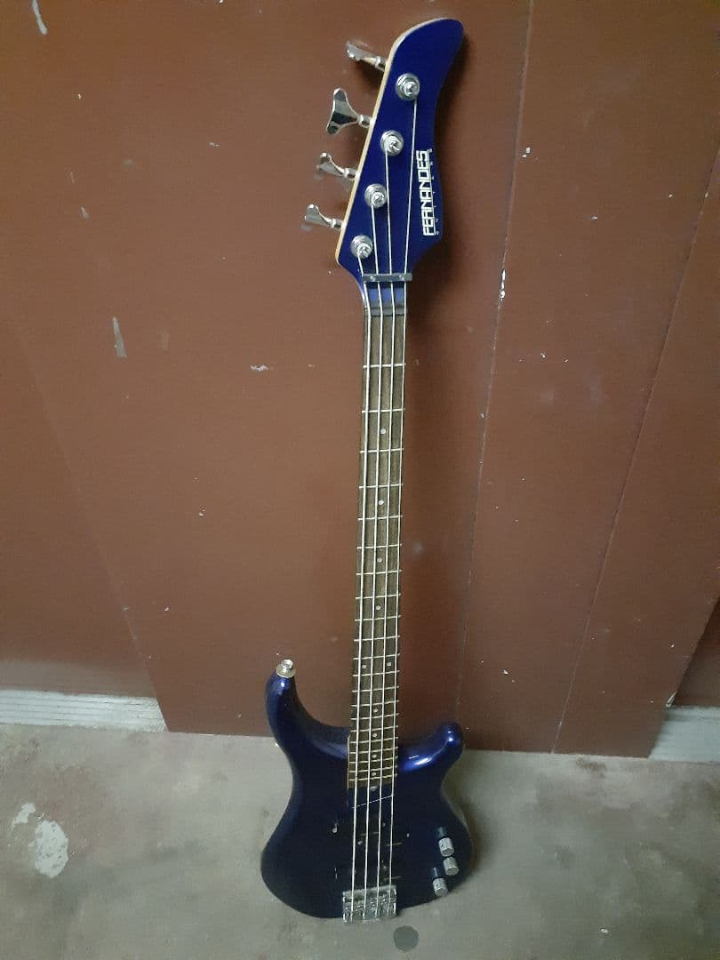 FERNANDES 4弦エレキベース ダークブルーラスト値下げ！ FERNANDES 4弦エレキベース ダークブルーラスト値下げ！ FERNANDES 4弦