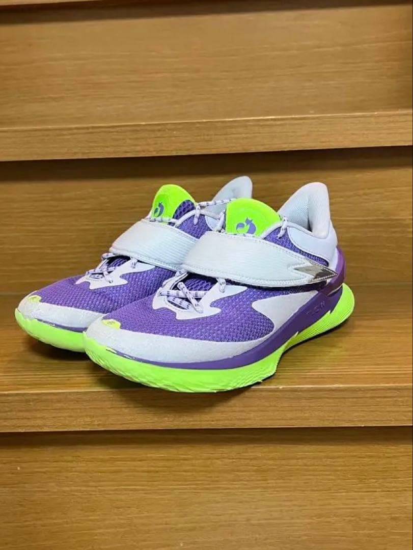 シューズ(男性用) UNDERARMOR FOX1 27.5cm