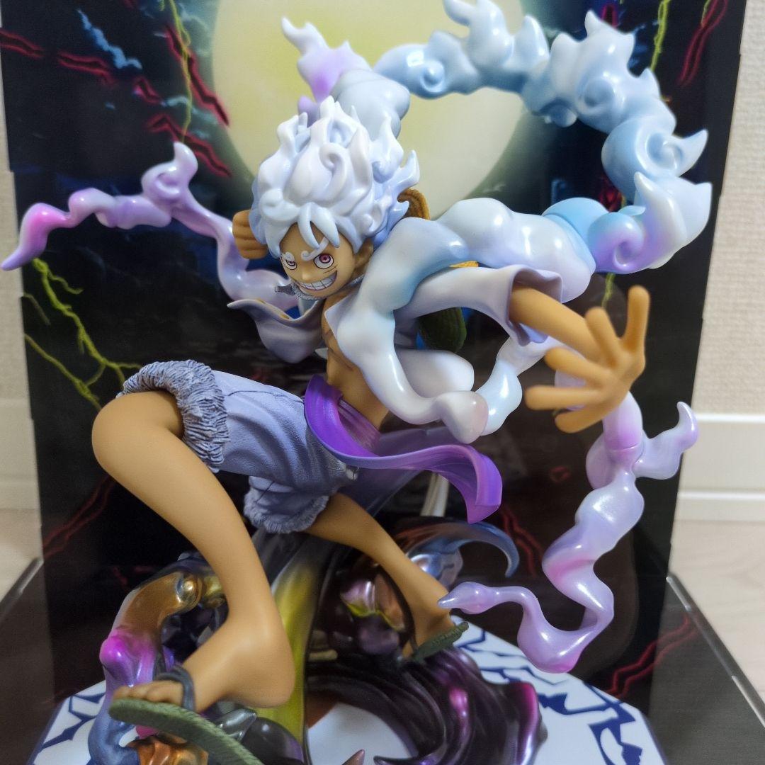 ワンピースPOP Monkey D. Luffy ギア5 フィギュア＆専用ケース