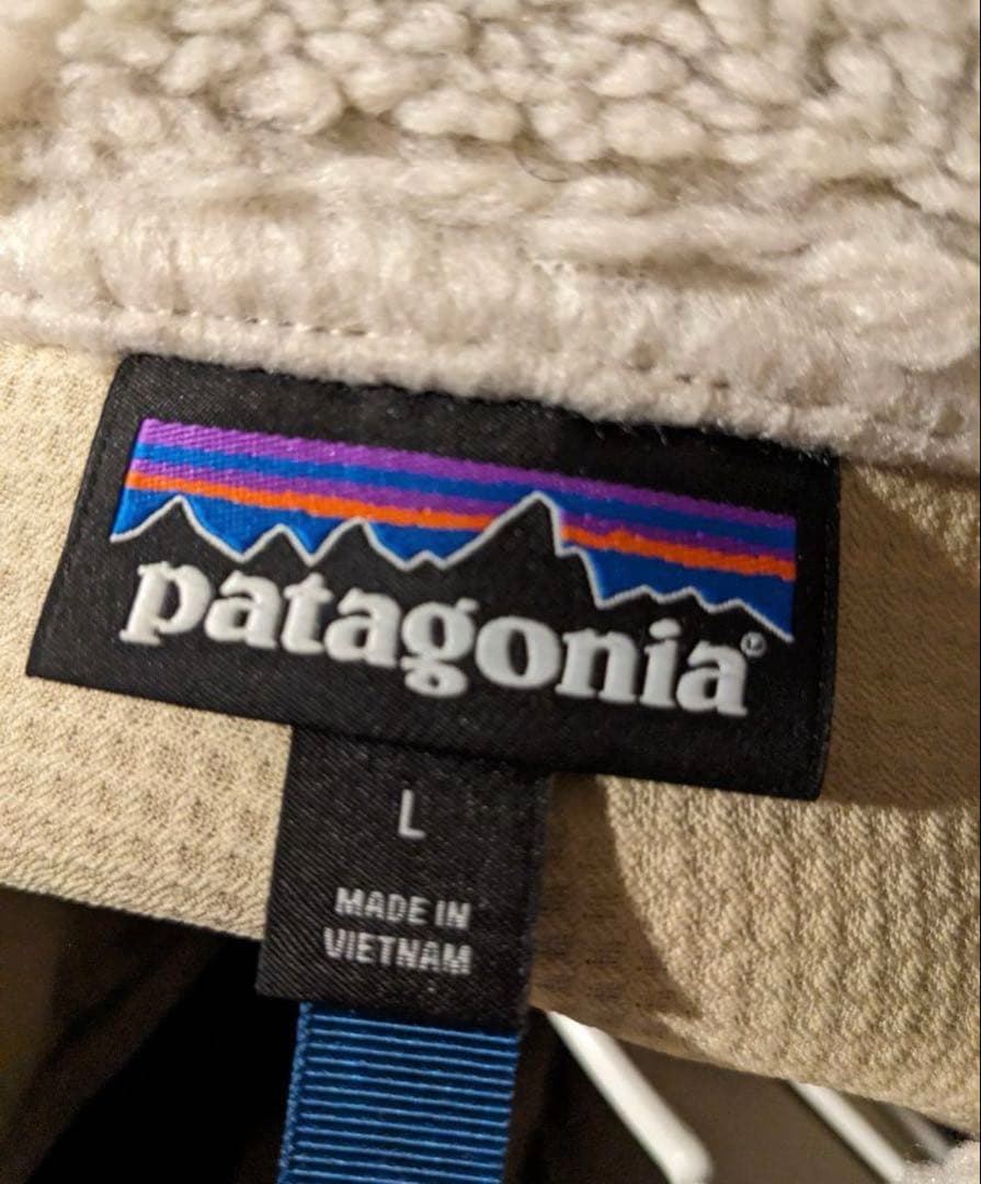 人気カラーパタゴニア レトロX ベスト ナチュラル×ネイビー 東出昌大着