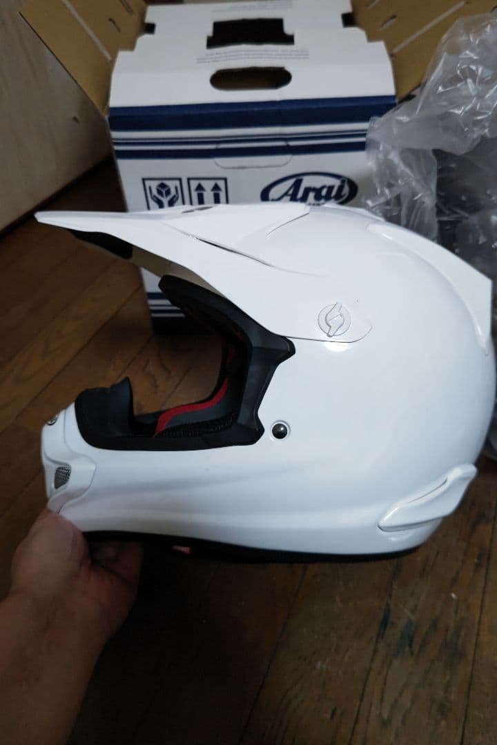 Arai V-Cross 4 59.60cm PSCマーク付き