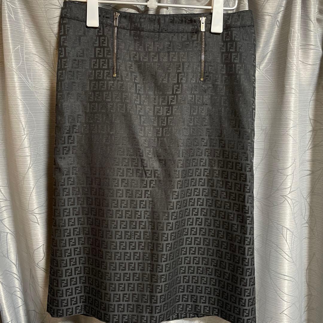 FENDI フェンディ スカート ズッカ柄 タイトスカート ヴィンテージ 中古・古着通販】FENDI (フェンディ) ズッカ柄タイトスカート ブラウン