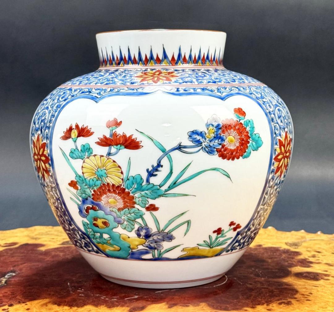 有田焼 弥左衛門 造 色絵染錦花草文花瓶 在銘 花器 ウブ品 WWTT333