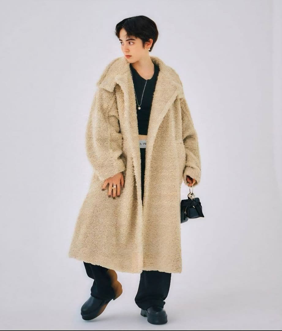 (1月2日まで)ADAM ET ROPÉ FEMME ボアコート ベージュ ADAM ET ROPE'（アダムエロペ） コート アウター 「WEB限定」スタンド