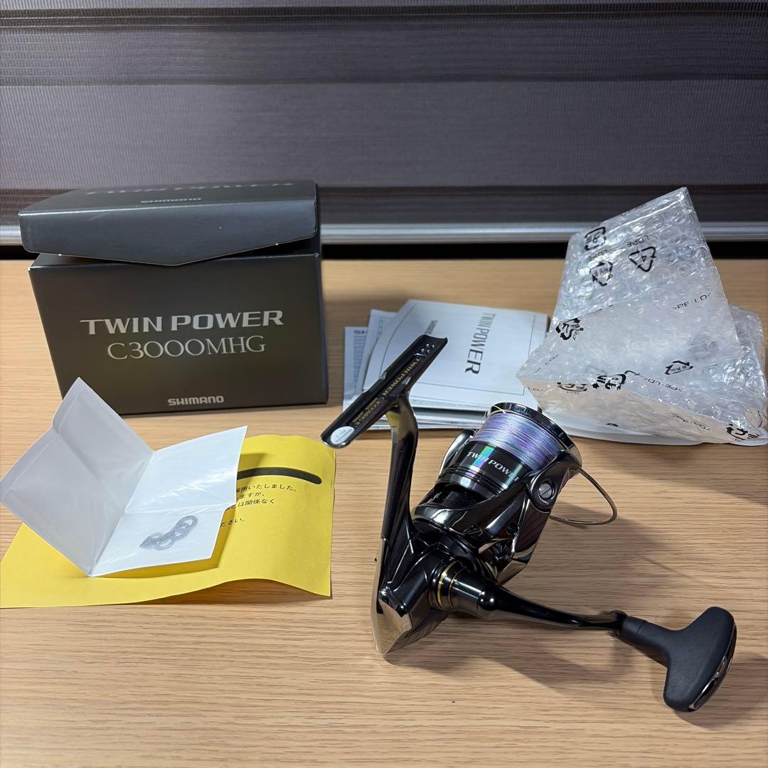 シマノ(SHIMANO) スピニングリール 24 ツインパワー　C3000MHG シマノ（SHIMANO） 24 ツインパワー C3000MHG (2024年モデル